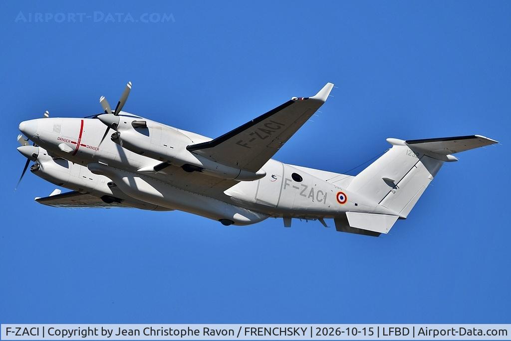 Aircraft F-ZACI, Beechcraft B350ASLR VADOR (B300), c/n 1232, CEV 4418, at LFBD, photo by Jean Christophe Ravon / FRENCHSKY