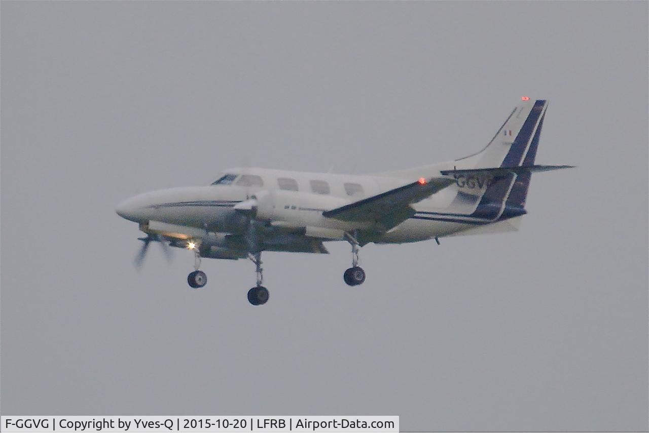 Aircraft F-GGVG, 1978 Swearingen SA-226T Merlin IIIB, c/n T-293, Swearingen SA-226T(B) Merlin IIIB Short approach rwy 25L, Brest-Bretagne airport (LFRB-BES), at LFRB, photo by Yves-Q