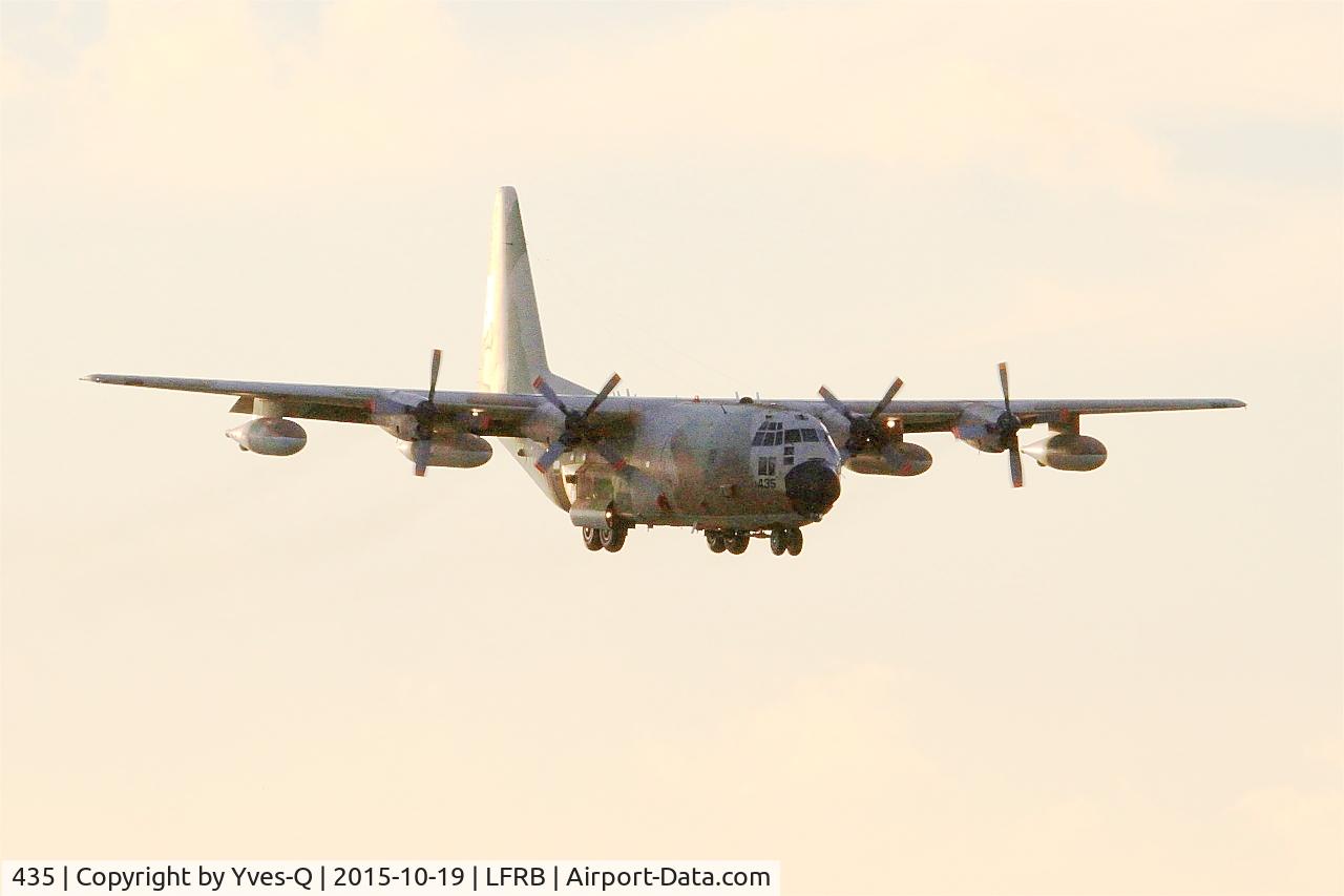 Aircraft 435, 1974 Lockheed C-130E Karnaf Hercules, c/n 382-4668, Lockheed C-130H Karnaf, On final rwy 07R, Brest-Bretagne Airport (LFRB-BES), at LFRB, photo by Yves-Q