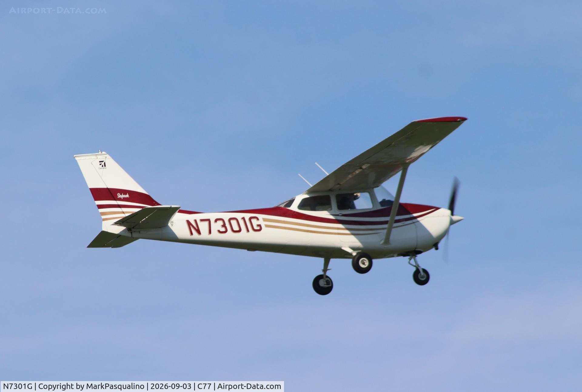 Aircraft N7301G, 1970 Cessna 172K Skyhawk, c/n 17259001, Cessna 172K, at C77, photo by MarkPasqualino