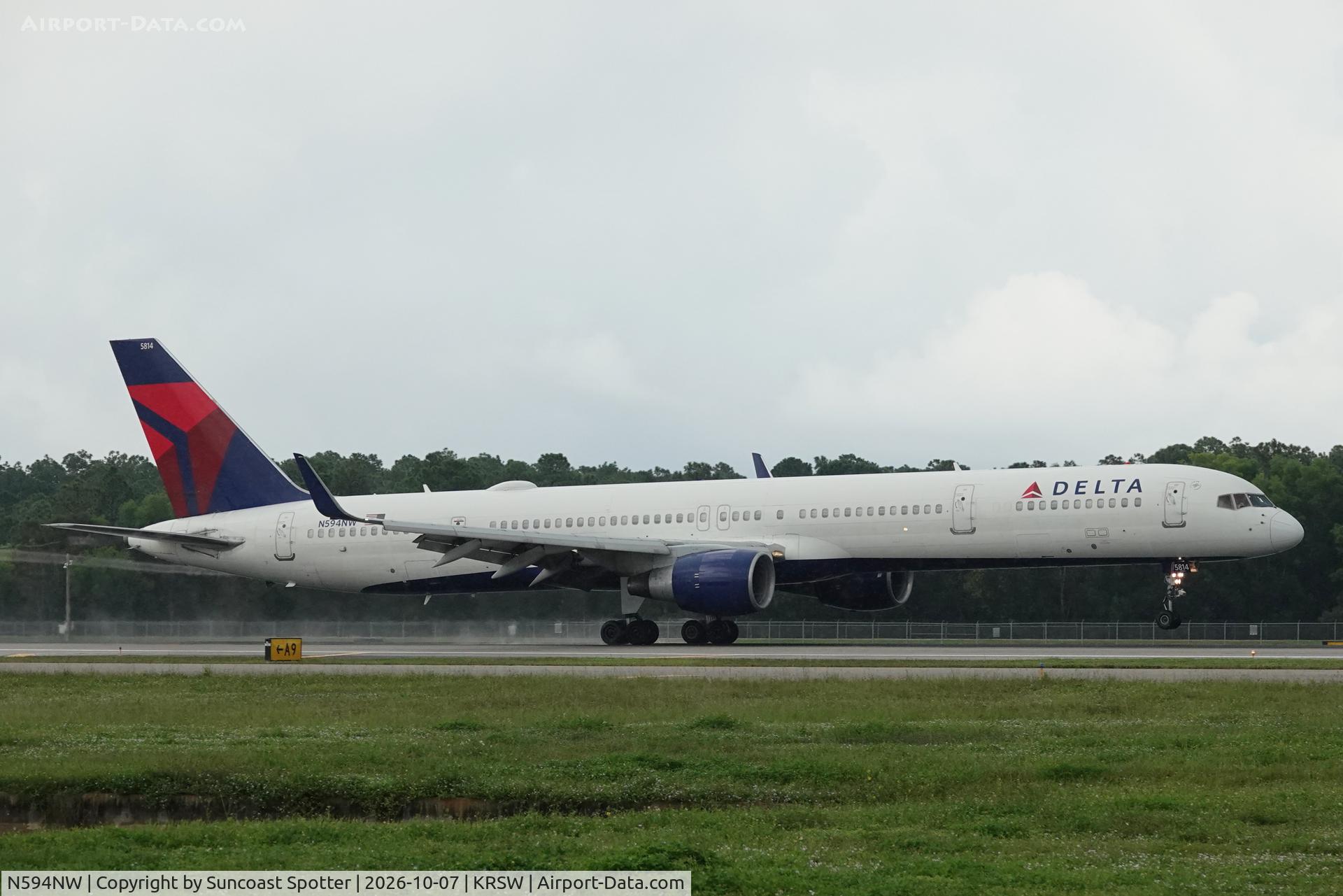 Aircraft N594NW, 2003 Boeing 757-351, c/n 32994, Delta 2001 arrives at Southwest Florida International Airport following flight from Detroit Metro Airport, at KRSW, photo by Suncoast Spotter