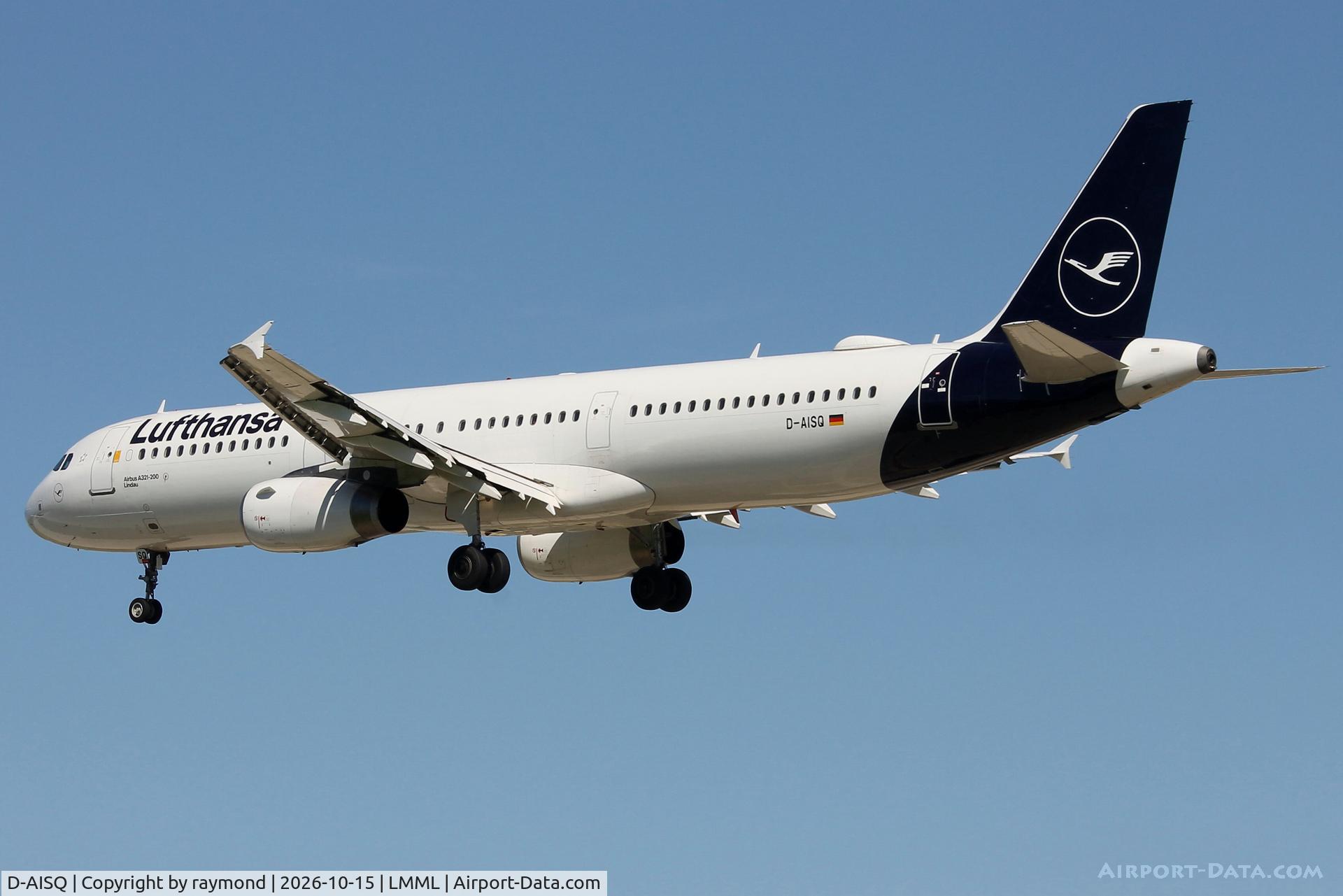 Aircraft D-AISQ, 2009 Airbus A321-231, c/n 3936, Airbus A321-231 reg D-AISQ of Lufthansa on short finals for RW31 Malta., at LMML, photo by raymond