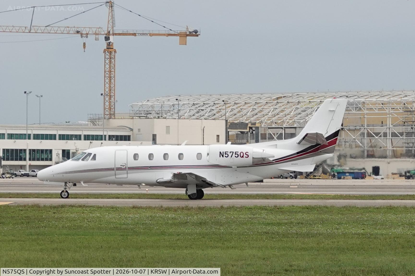 Aircraft N575QS, 2007 Cessna 560XL, c/n 560-5730, Execjet 575 taxis at Southwest Florida International Airport prior to flight to Piedmont Triad International Airport, at KRSW, photo by Suncoast Spotter