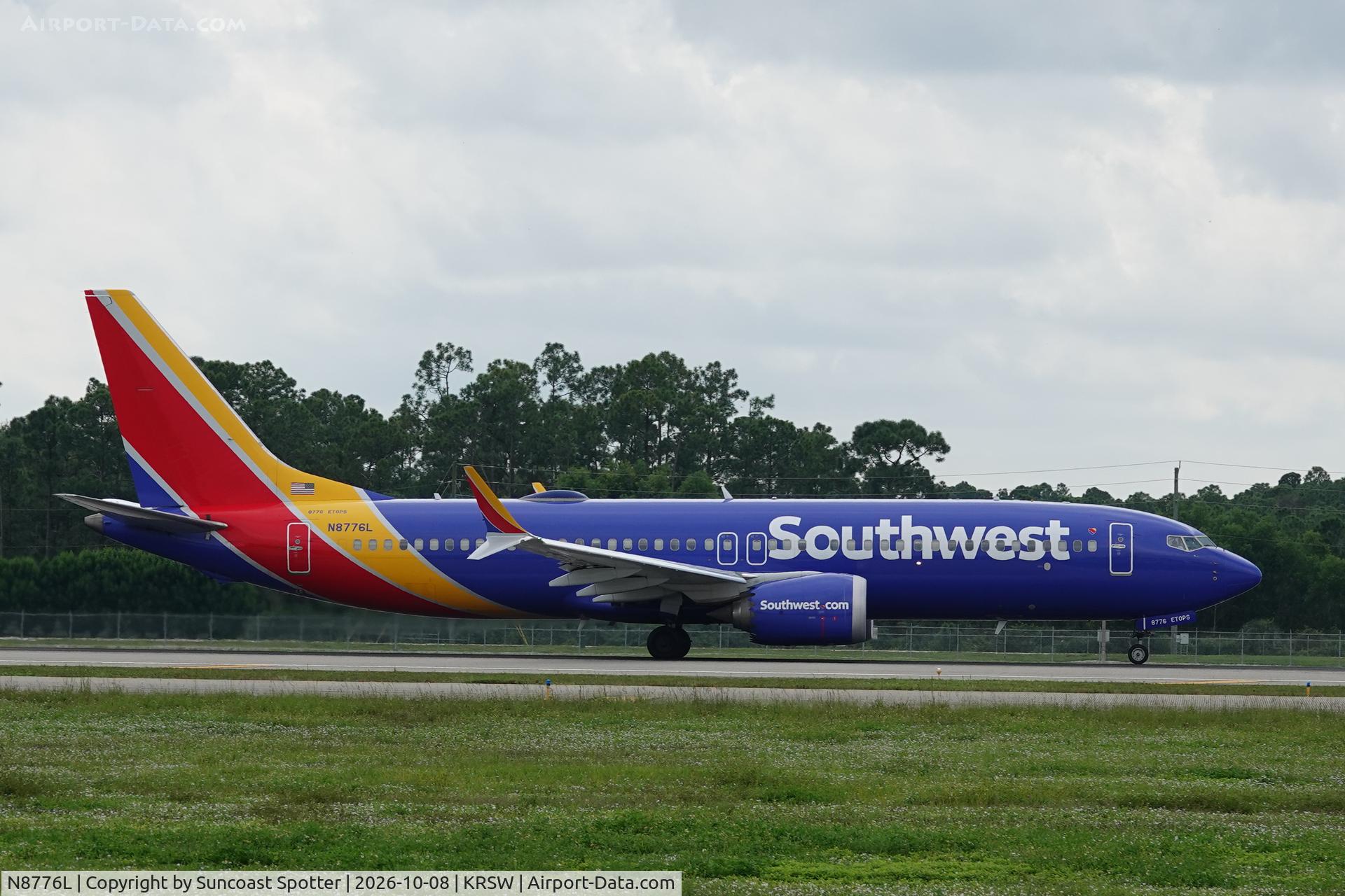 Aircraft N8776L, 2022 Boeing 737-8 MAX, c/n 67761 l/n 8356, Southwest 3551 departs Southwest Florida International Airport enroute to Indianapolis International Airport, at KRSW, photo by Suncoast Spotter