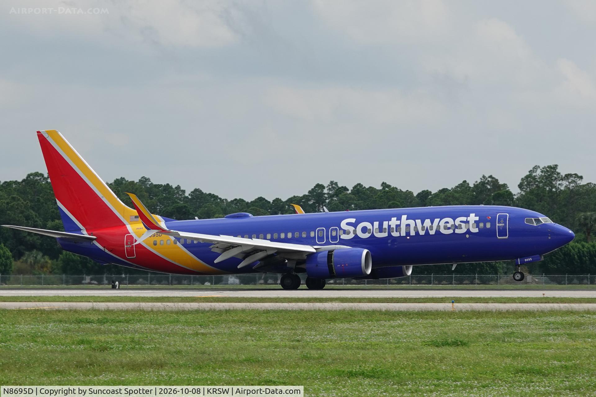 Aircraft N8695D, 2016 Boeing 737-8H4, c/n 35965 l/n 6032, Southwest 651 arrives at Southwest Florida International Airport following flight from St Louis-Lambert International Airport, at KRSW, photo by Suncoast Spotter
