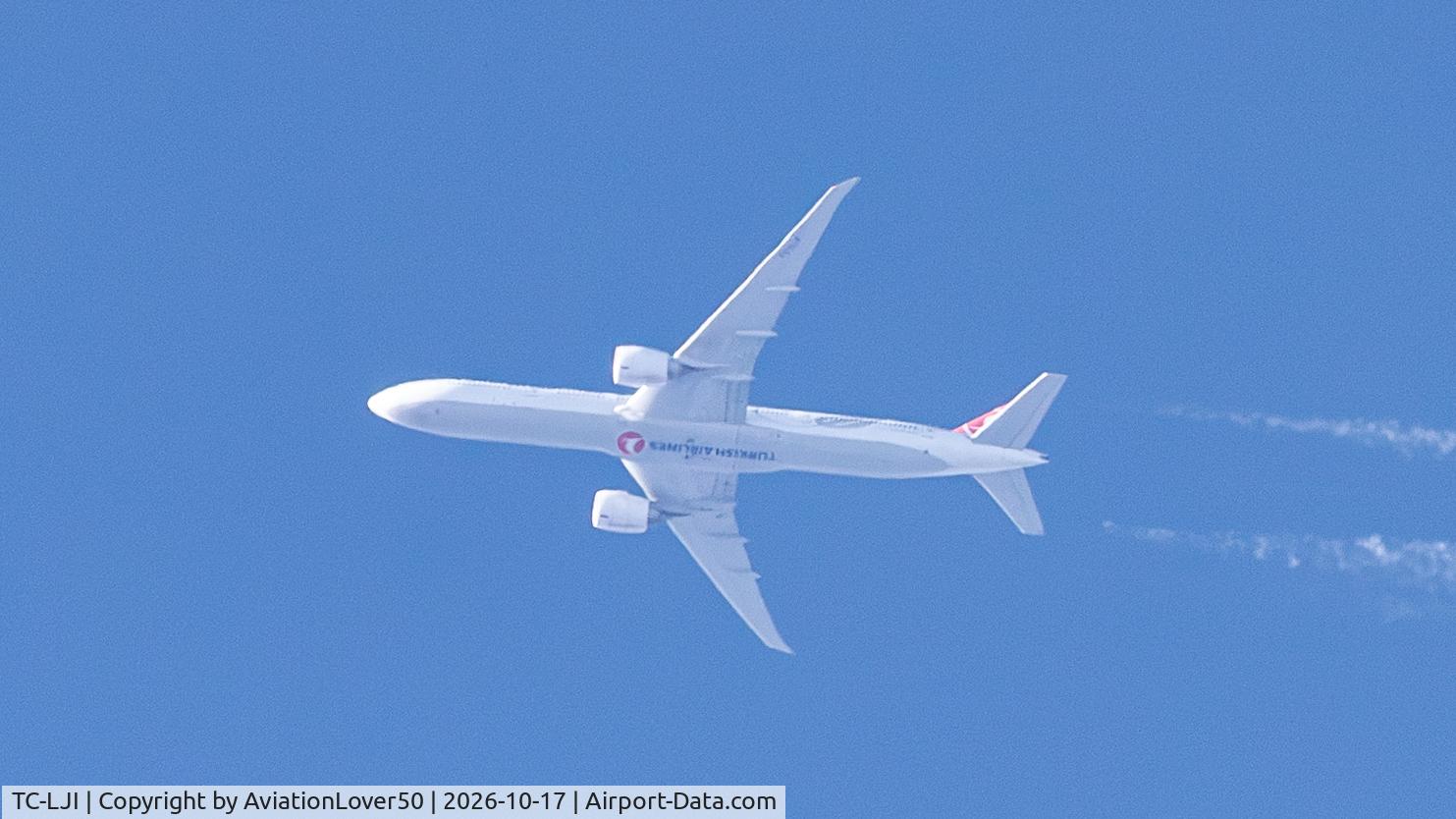 Aircraft TC-LJI, 2016 Boeing 777-3F2/ER, c/n 44130, Turkish 773ER TK9/THY9 LTFM --> KLAX, photo by AviationLover50