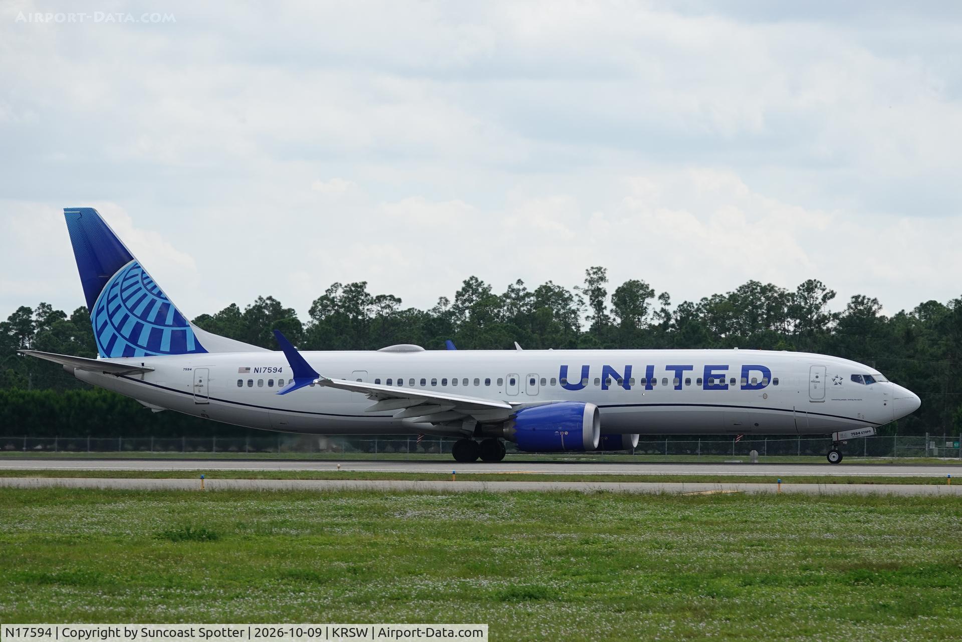 Aircraft N17594, 2025 Boeing 737 MAX 9, c/n 43447 l/n 9057, United 2494 departs Southwest Florida International Airport enroute to Chicago-O’Hare International Airport, at KRSW, photo by Suncoast Spotter