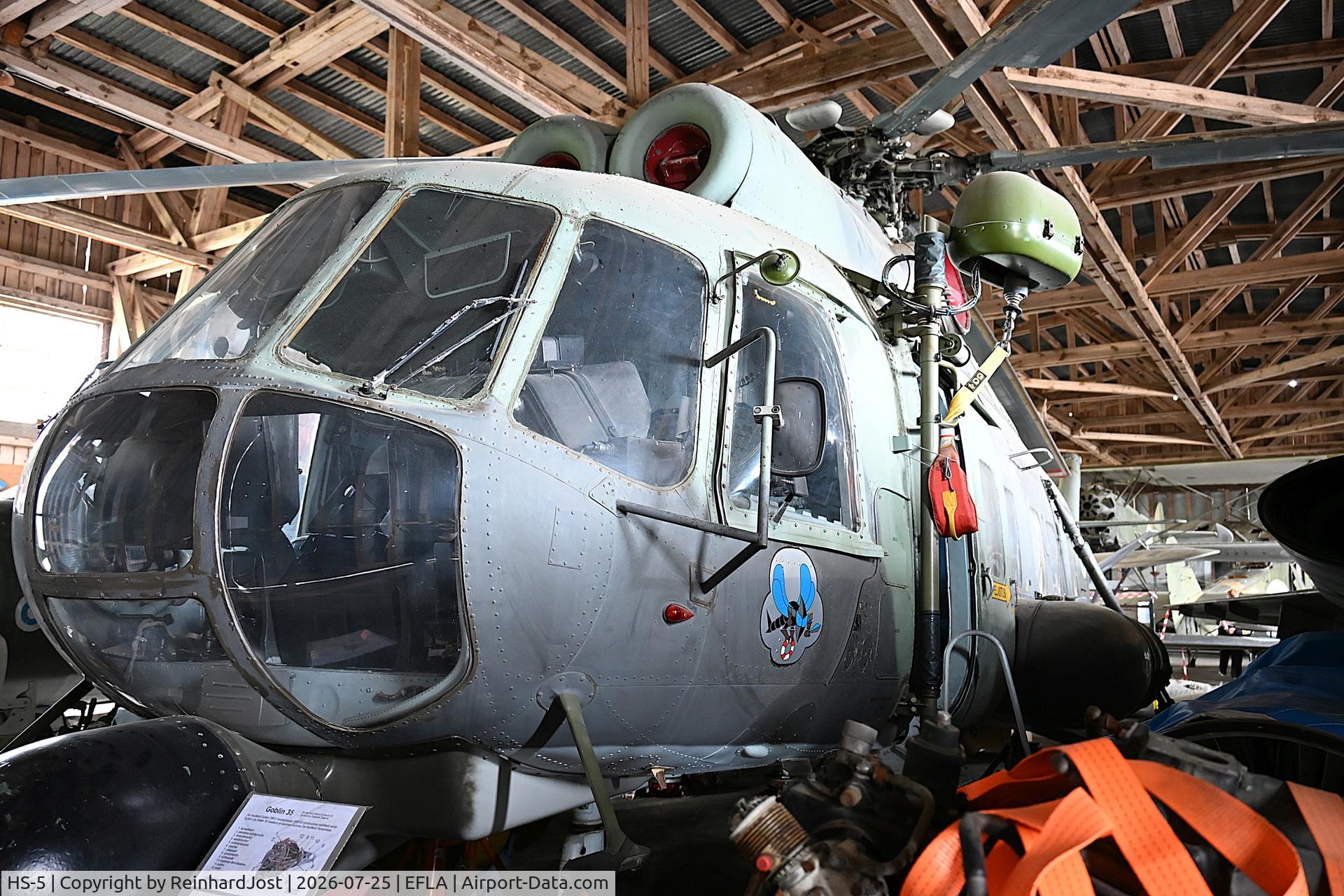 Aircraft HS-5, Mil Mi-8PS, c/n 13305, Mil-8 at the Päijät-Hämeen Ilmailumuseo / Päijänne-Tavastia Aviation Museum near Lahti, Finland, at EFLA, photo by ReinhardJost