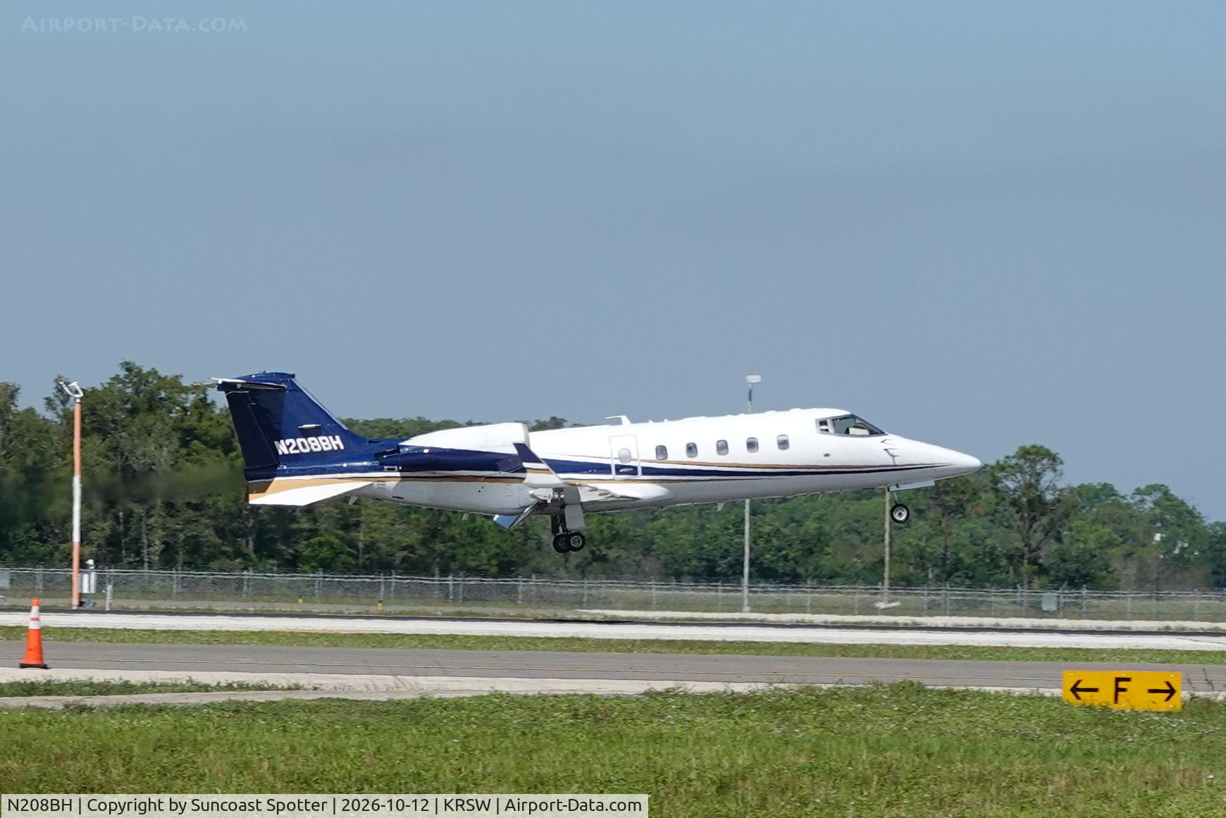 Aircraft N208BH, 2000 Learjet 60, c/n 208, Coyote 208 arrives at Southwest Florida International Airport following flight from Rochester International Airport, at KRSW, photo by Suncoast Spotter