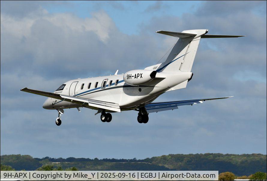 Aircraft 9H-APX, 2018 Pilatus PC-24, c/n 104, 2018 Pilatus PC-24 arriving at Gloucestershire Airport, at EGBJ, photo by Mike_Y