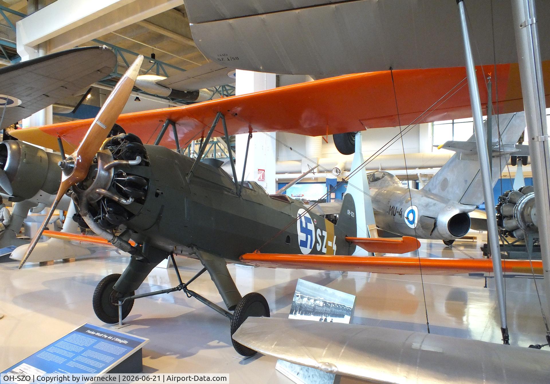 Aircraft OH-SZO, Focke-Wulf Fw-44J Stieglitz, c/n 2895, Focke-Wulf Fw 44J Stieglitz at the Suomen Ilmavoimamuseo (Finnish Air Force Museum, formerly known as Keski-Suomen Ilmailumuseo / Aviation Museum of Central Finland), Jyväskylä-Tikkakoski, photo by iwarnecke