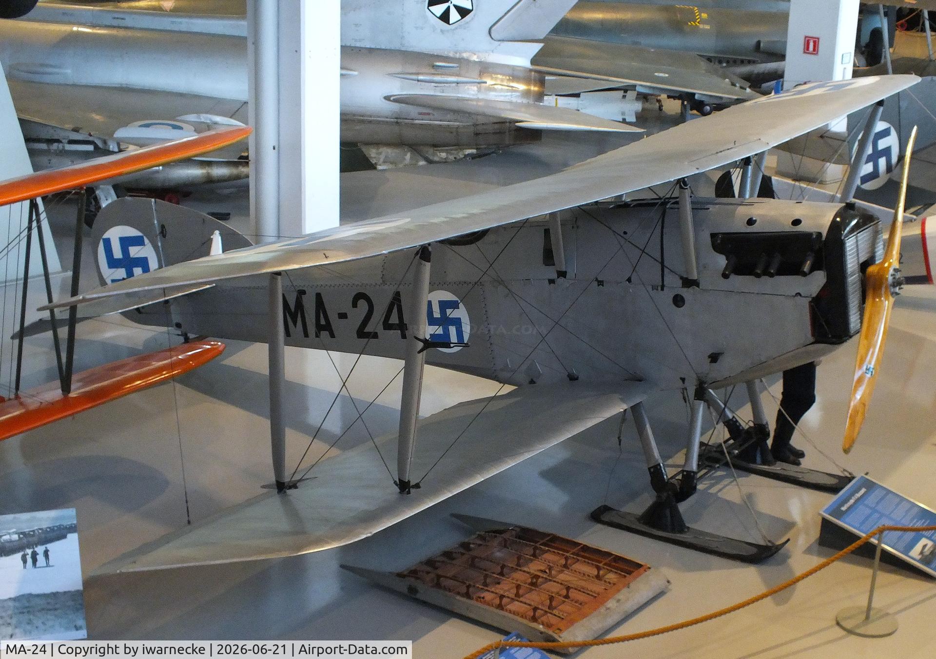 Aircraft MA-24, Martinsyde F.4 Buzzard, c/n D4326, Martinsyde F.4 Buzzard on skis at the Suomen Ilmavoimamuseo (Finnish Air Force Museum, formerly known as Keski-Suomen Ilmailumuseo / Aviation Museum of Central Finland), Jyväskylä-Tikkakoski, photo by iwarnecke