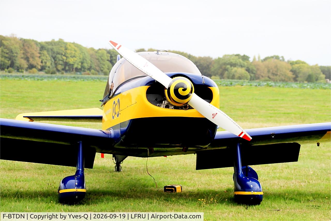 Aircraft F-BTDN, Mudry CAP-10B, c/n 30, Mudry CAP-10B, Static display, Morlaix-Ploujean airport (LFRU-MXN), at LFRU, photo by Yves-Q