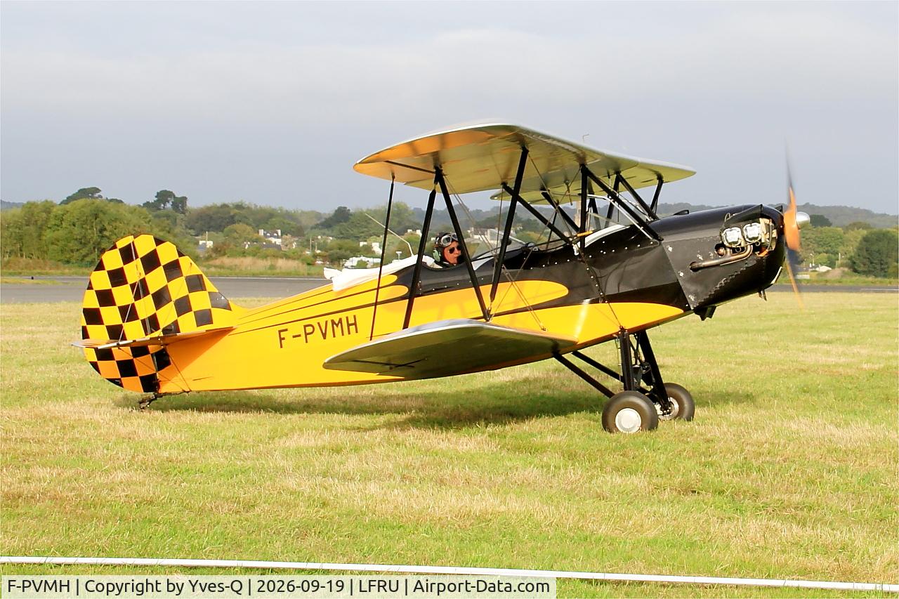 Aircraft F-PVMH, 2019 Hatz CB-1, c/n 776, Hatz CB-1, Taxiing, Morlaix-Ploujean airport (LFRU-MXN), at LFRU, photo by Yves-Q