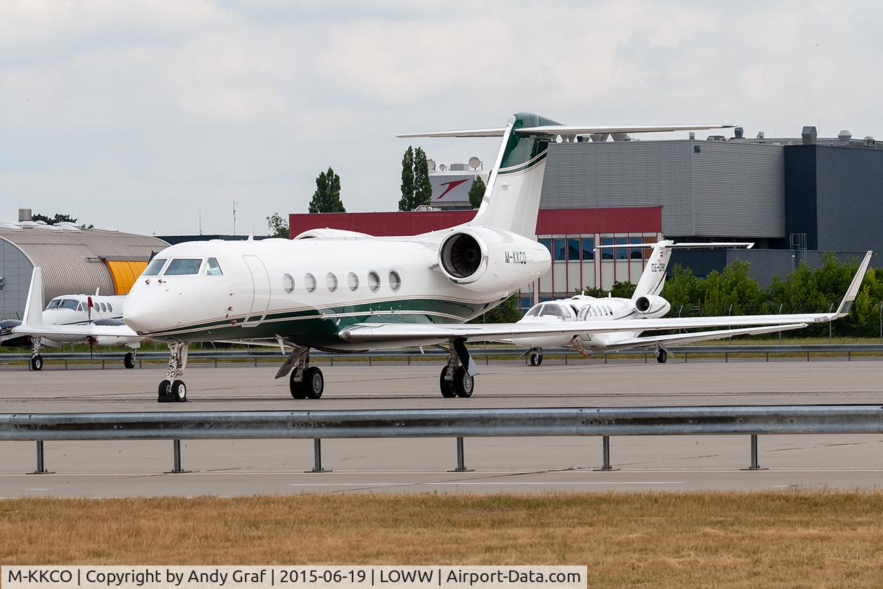 Aircraft M-KKCO, 2014 Gulfstream Aerospace GIV-X (G450), c/n 4306, Untitled Gulfstream G450, at LOWW, photo by Andy Graf