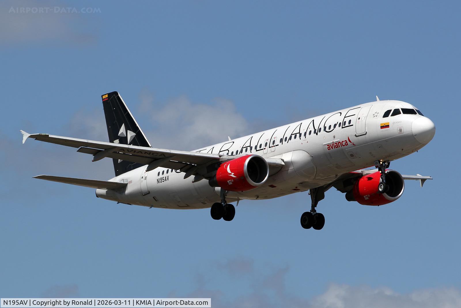 Aircraft N195AV, 2012 Airbus A320-214, c/n 5195, at mia, at KMIA, photo by Ronald