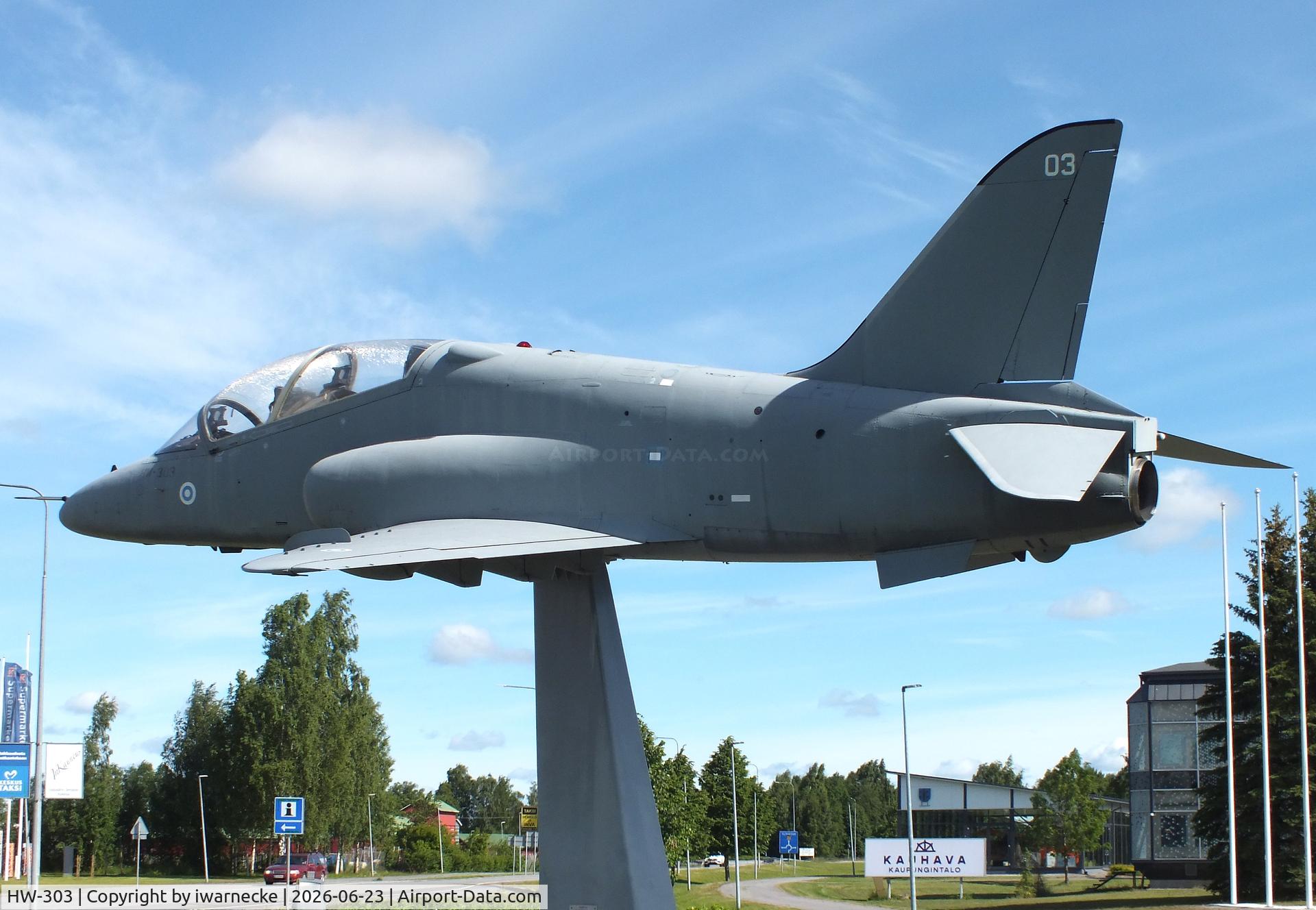 Aircraft HW-303, 1980 British Aerospace Hawk Mk.51, c/n 312200/173, BAe Hawk 51 at the Lentokonepuisto (Aircraft Park), Kauhava, photo by iwarnecke