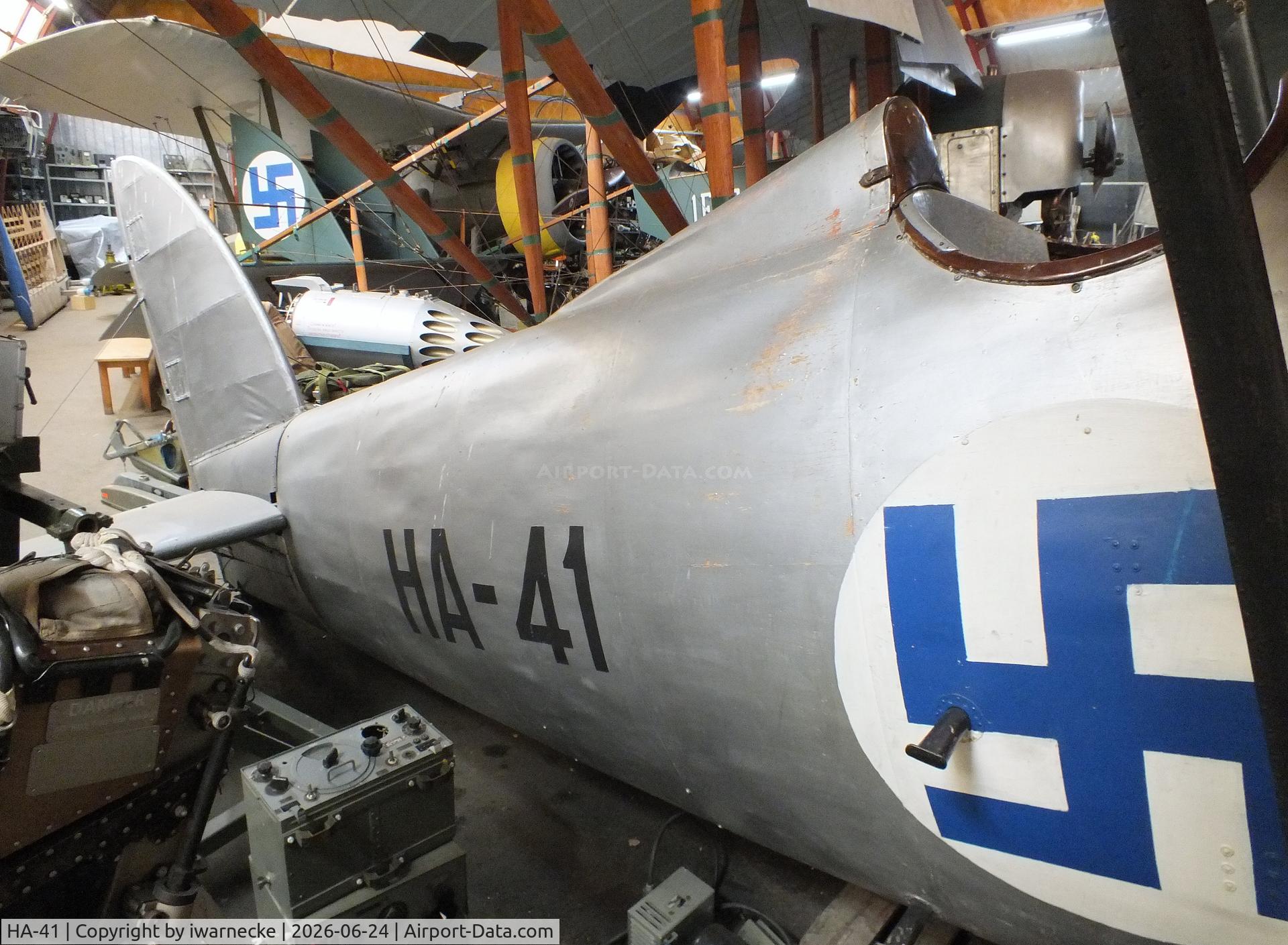 Aircraft HA-41, 1928 Valtion D 27 Haukka II, c/n 02, Valtion lentokonetehdas VL D 27 Haukka II at the Hallinportti Ilmailumuseo (Halli Aviation Museum), Halli-Kuorevesi, photo by iwarnecke