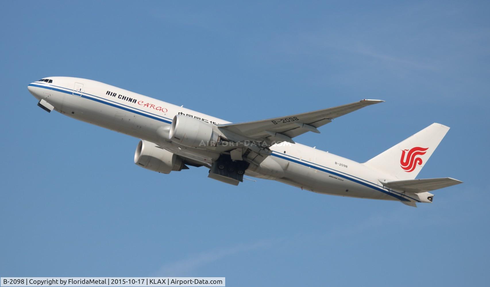 Aircraft B-2098, 2014 Boeing 777-FFT, c/n 44681 l/n 1210, CAO 77L zx, at KLAX, photo by FloridaMetal
