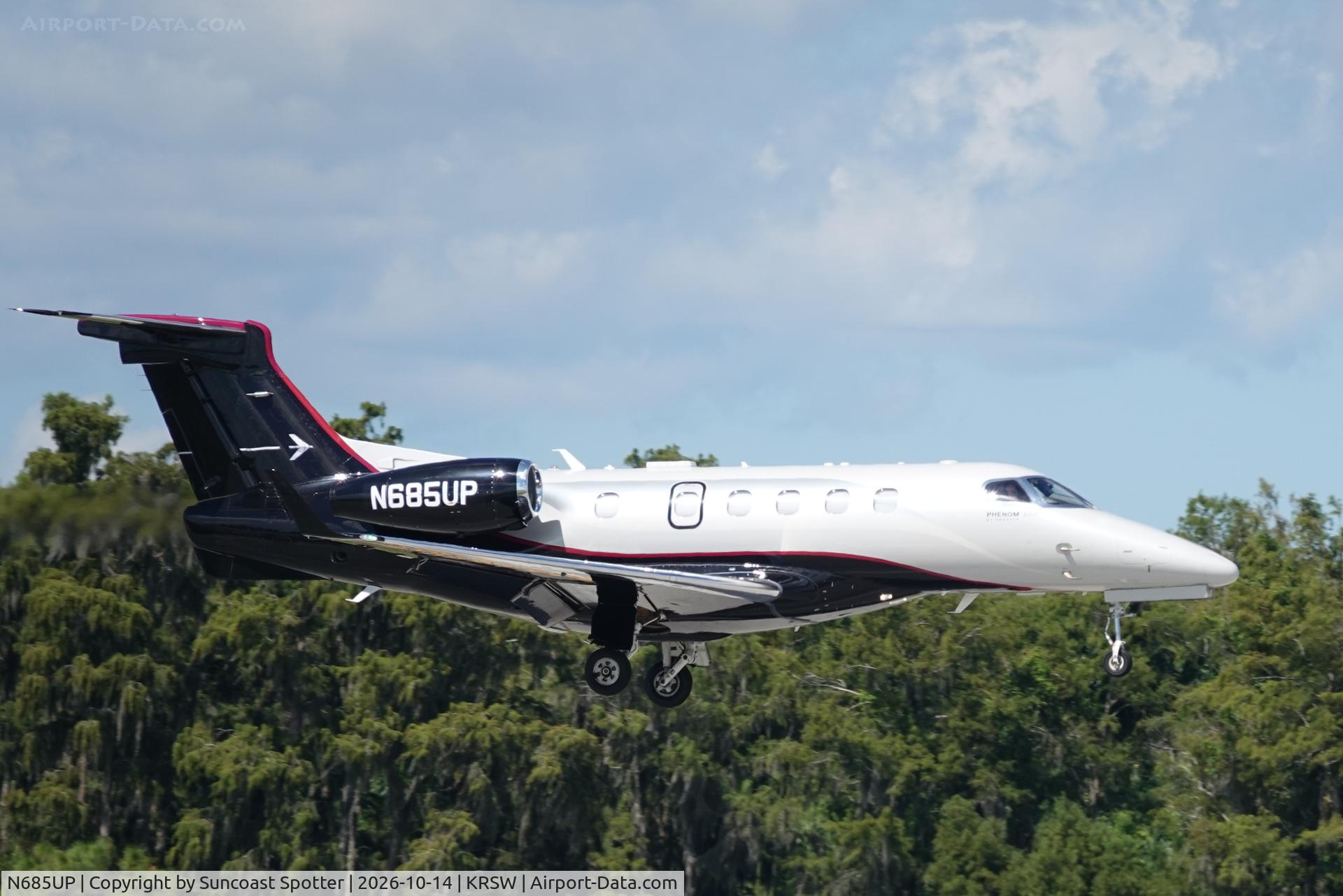 Aircraft N685UP, 2018 Embraer EMB 505 Phenom 300, c/n 50500476, N685UP Embraer Phenom 300 Wheels Up Southwest Florida International Airport Fort Myers, Florida October 14, 2026 Wheels Up 685 arrives at Southwest Florida International Airport following flight from Naples Municipal Airport, at KRSW, photo by Suncoast Spotter
