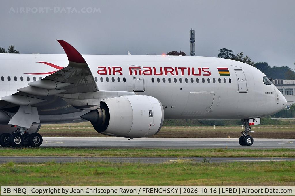 Aircraft 3B-NBQ, 2017 Airbus A350-941, c/n 157, Paris (CDG) Bordeaux (BOD) MK2, at LFBD, photo by Jean Christophe Ravon / FRENCHSKY