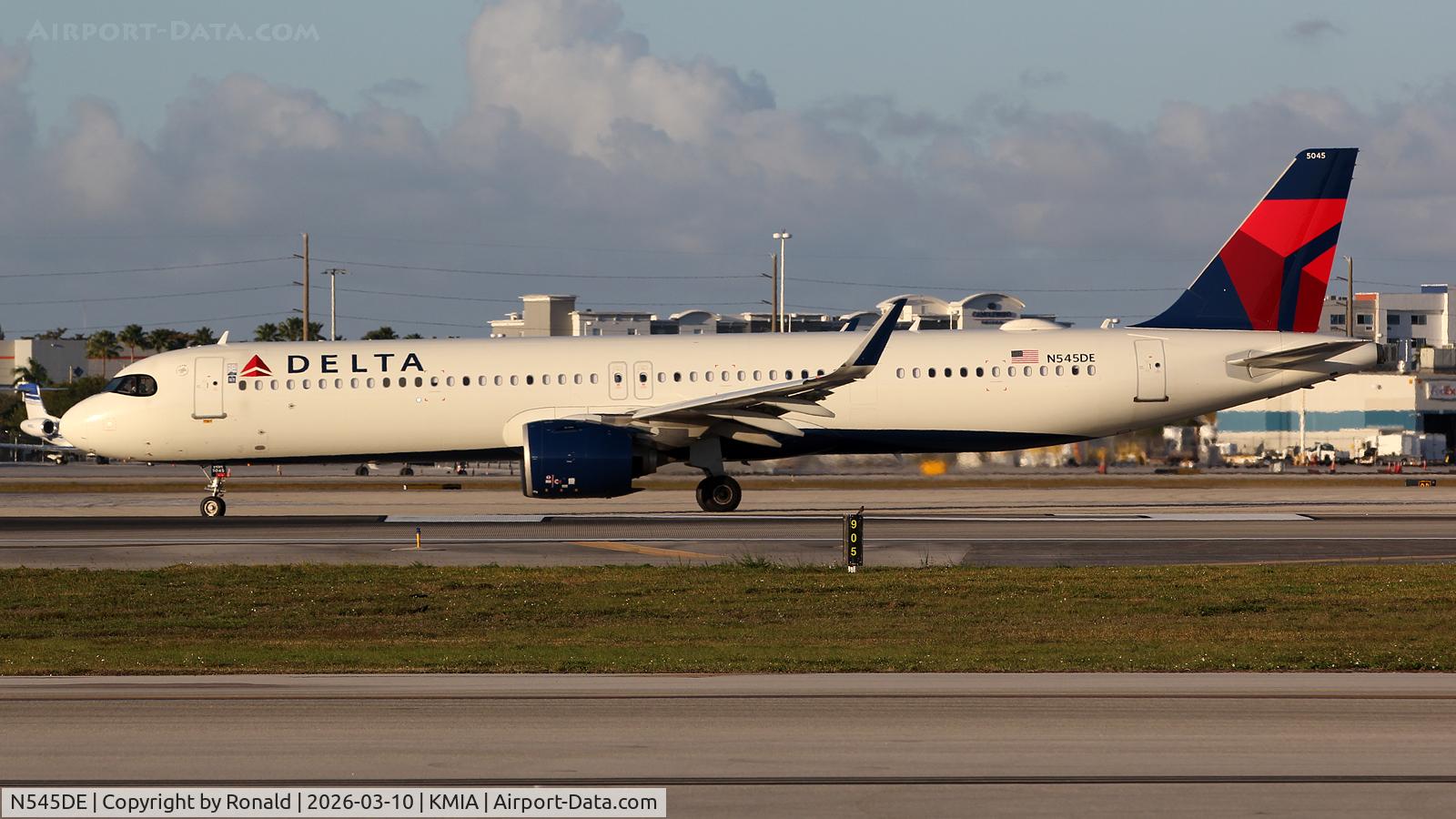 Aircraft N545DE, 2023 Airbus A321-271NX, c/n 11644, at mia, at KMIA, photo by Ronald