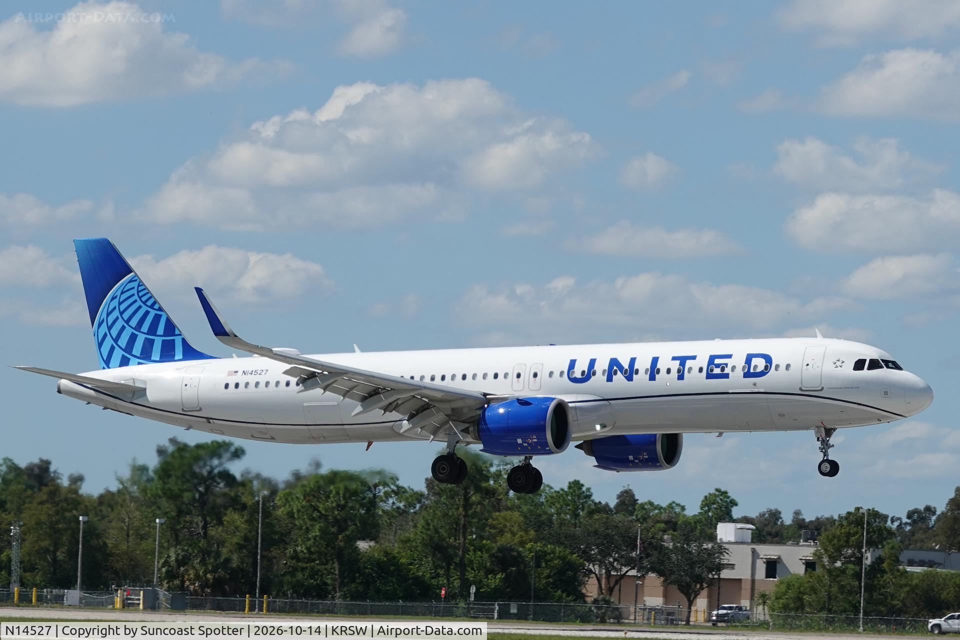 Aircraft N14527, 2024 Airbus S A S 321-271NX, c/n 12056, United 2137 arrives at Southwest Florida International Airport following flight from Chicago-O’Hare International Airport, at KRSW, photo by Suncoast Spotter