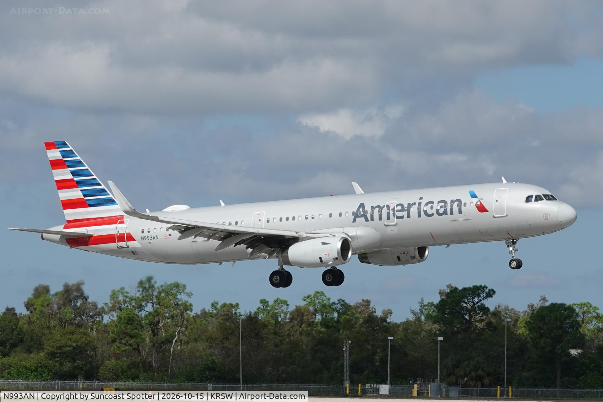 Aircraft N993AN, 2016 Airbus A321-231, c/n 7188, American 2437 arrives at Southwest Florida International Airport following flight from Chicago-O’Hare International Airport, at KRSW, photo by Suncoast Spotter