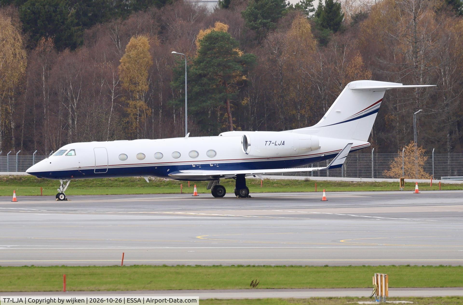 Aircraft T7-LJA, 2013 Gulfstream Aerospace 450, c/n 4291, Ramp M, at ESSA, photo by wijken