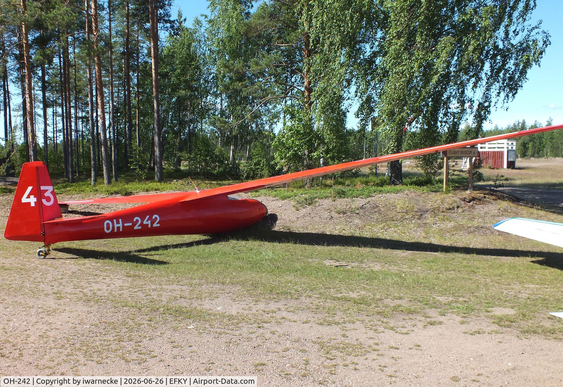Aircraft OH-242, 1961 Schleicher Ka-6CR Rhonsegler, c/n 961, Schleicher Ka 6 CR Rhönsegler at the Karhulan ilmailukerhon lentomuseo (Karhula Aero Club Flying Museum), Kymi airfield, Kotka, at EFKY, photo by iwarnecke