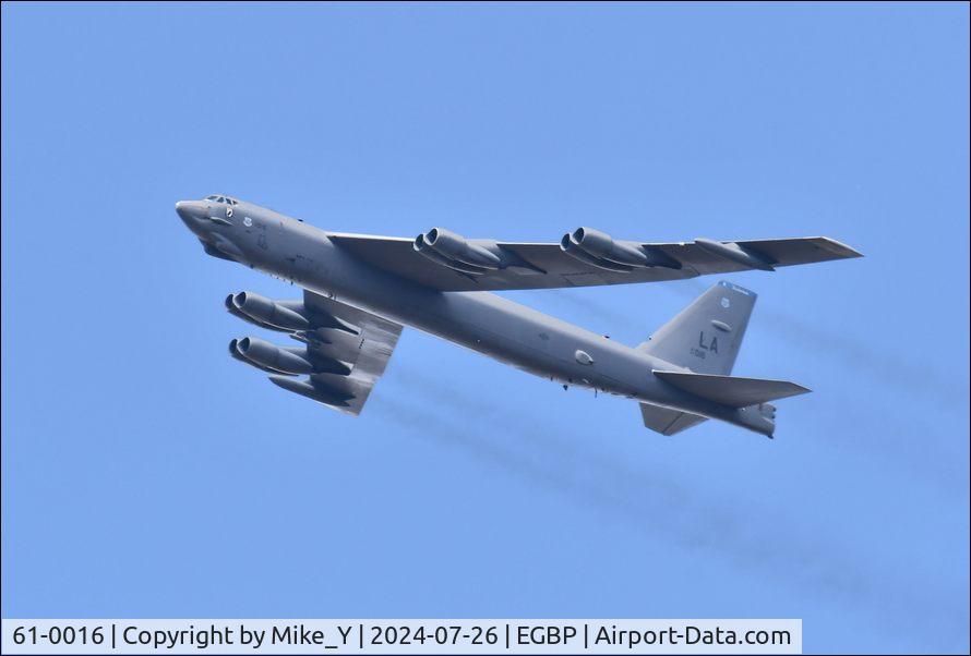 Aircraft 61-0016, 1961 Boeing B-52H Stratofortress, c/n 464443, 1961 Boeing B-52H Stratofortress seen from Cotswold Airport after departing RAF Fairford, at EGBP, photo by Mike_Y