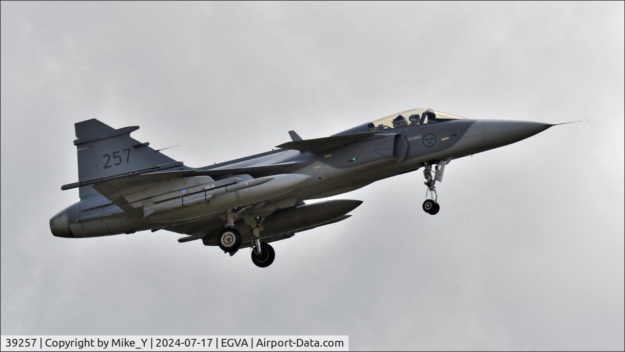 Aircraft 39257, Saab JAS-39C Gripen, c/n 39257, JAS-39C arriving at RAF Fairford for RIAT 2024, at EGVA, photo by Mike_Y