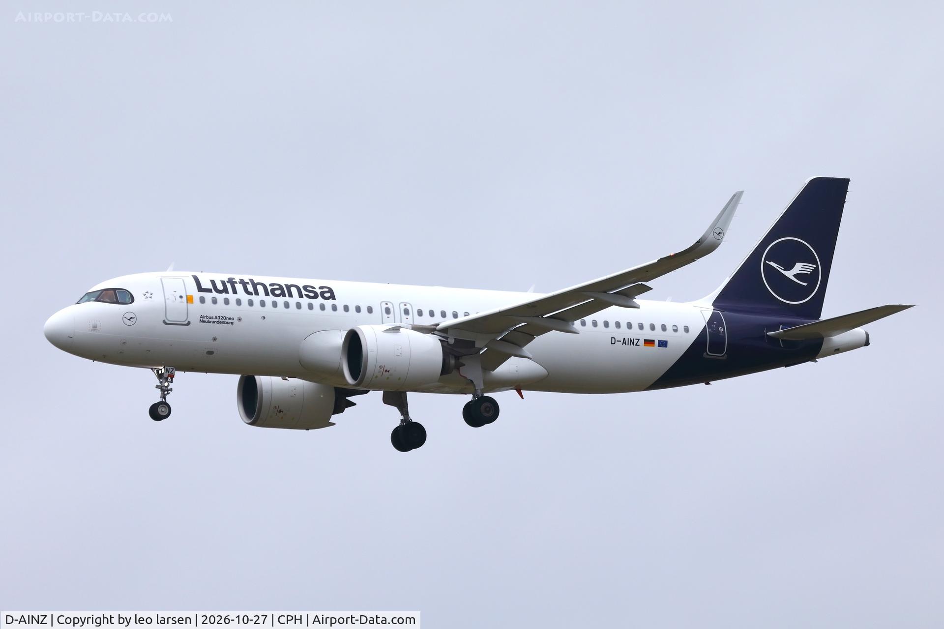 Aircraft D-AINZ, 2020 Airbus A320-271N, c/n 9442, Copenhagen 27.10.2026, at CPH, photo by leo larsen