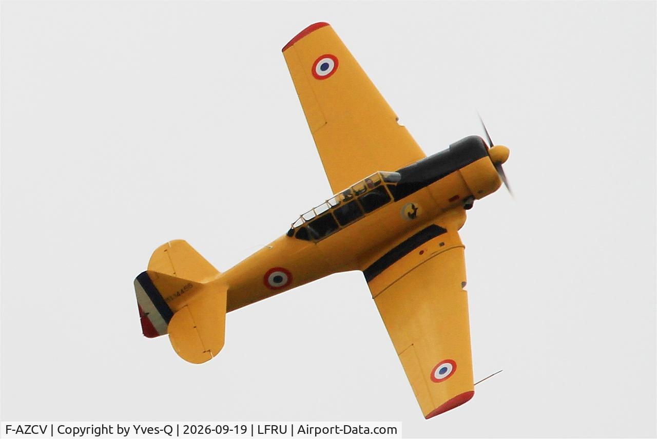 Aircraft F-AZCV, 1951 North American T-6G Texan, c/n 182-143, North American T-6G Texan, Take off rwy 22, Morlaix-Ploujean airport (LFRU-MXN), at LFRU, photo by Yves-Q