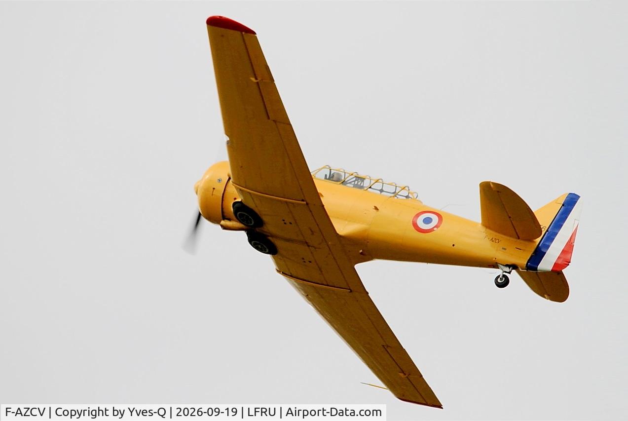 Aircraft F-AZCV, 1951 North American T-6G Texan, c/n 182-143, North American T-6G Texan, Take off rwy 22, Morlaix-Ploujean airport (LFRU-MXN), at LFRU, photo by Yves-Q