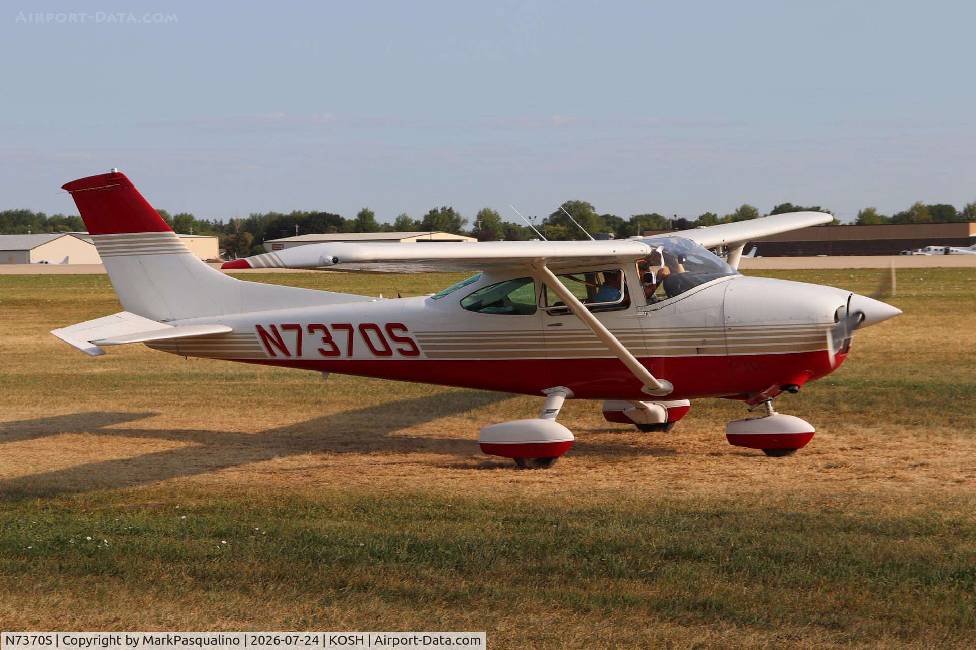 Aircraft N7370S, 1976 Cessna 182P Skylane, c/n 18265161, Cessna 182P, at KOSH, photo by MarkPasqualino