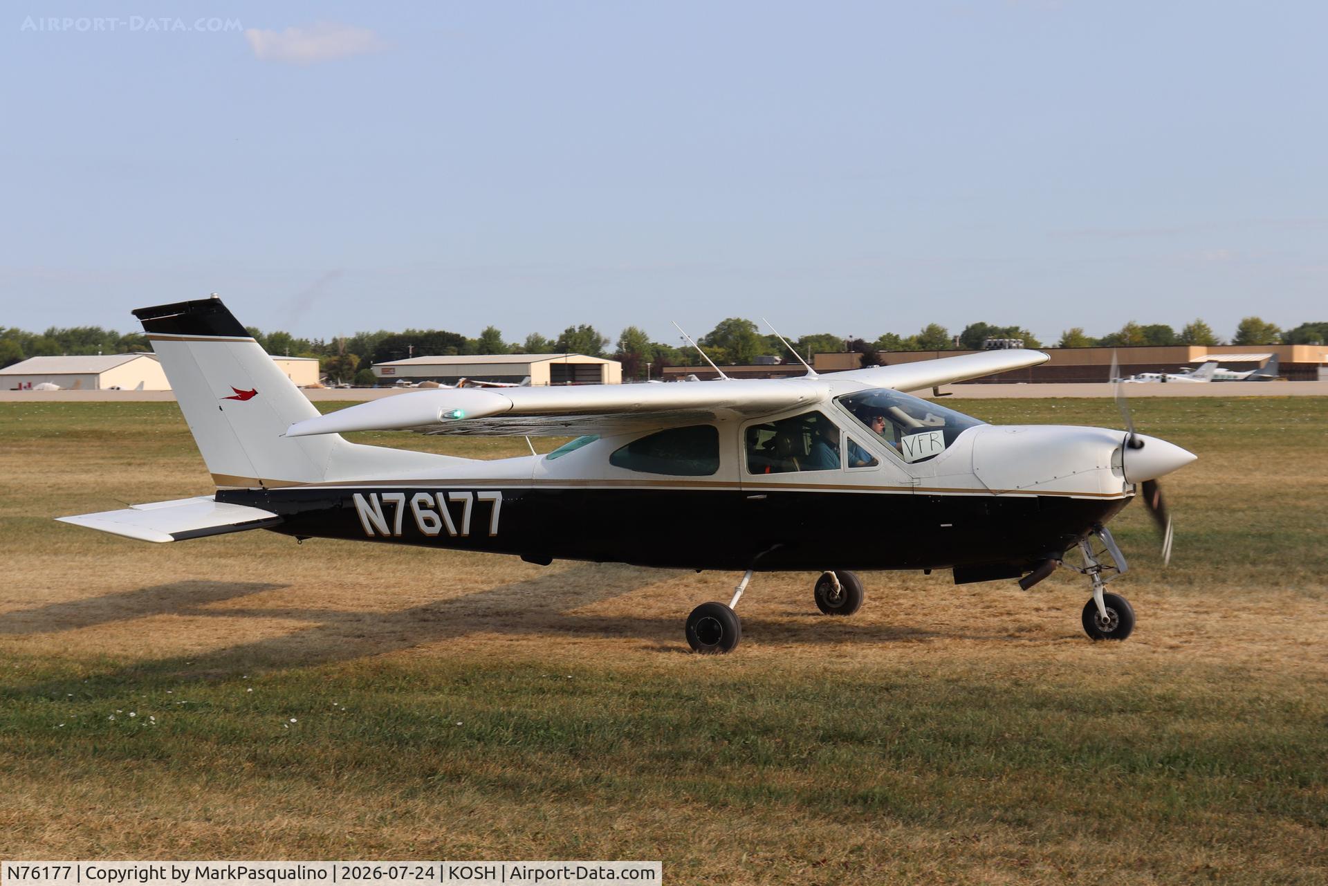 Aircraft N76177, 1975 Cessna 177RG Cardinal, c/n 177RG0817, Cessna 177RG, at KOSH, photo by MarkPasqualino