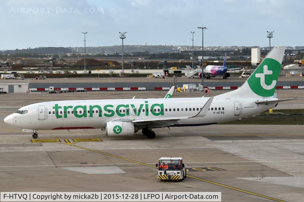 Aircraft F-HTVQ, 2013 Boeing 737-8AL, c/n 39068 l/n 4696, Taxiing, at LFPO, photo by micka2b