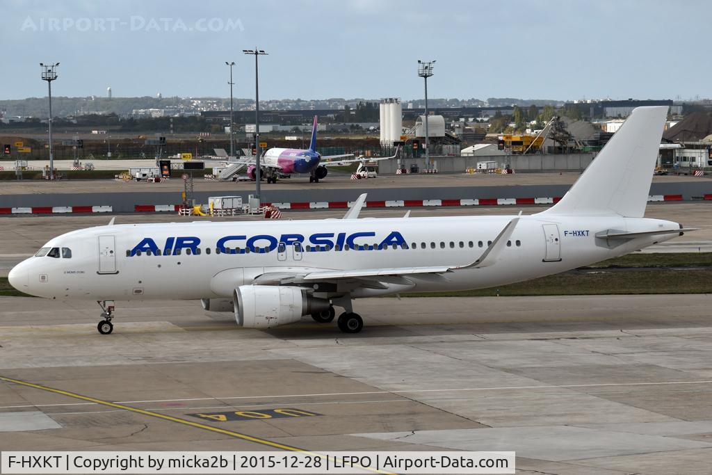 Aircraft F-HXKT, 2017 Airbus A320-214, c/n 7816, Taxiing, at LFPO, photo by micka2b