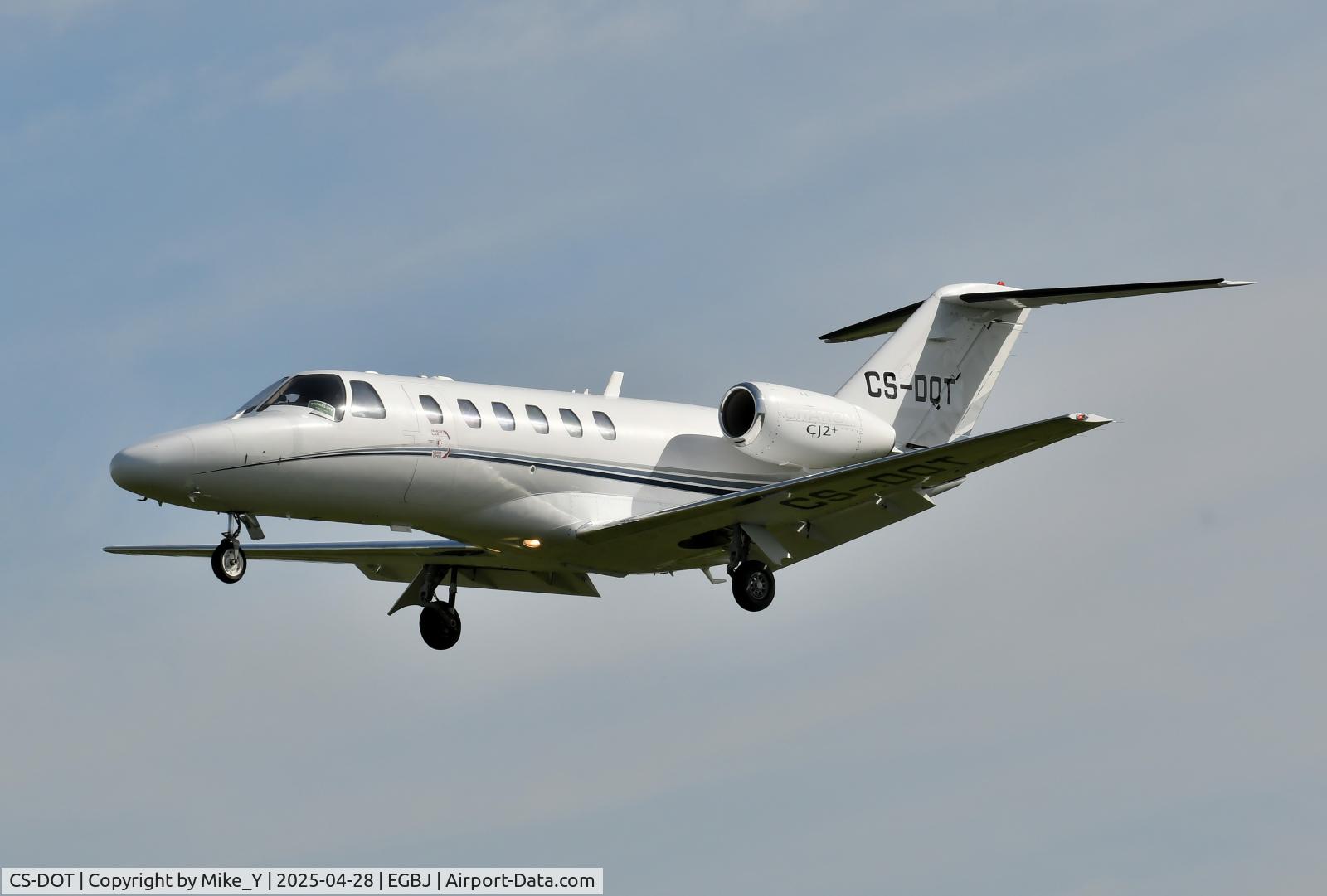Aircraft CS-DOT, 2008 Cessna 525A CitationJet CJ2+, c/n 525A-0389, Cessna 525A Citationjet CJ2+ arriving at Gloucestershire Airport, at EGBJ, photo by Mike_Y