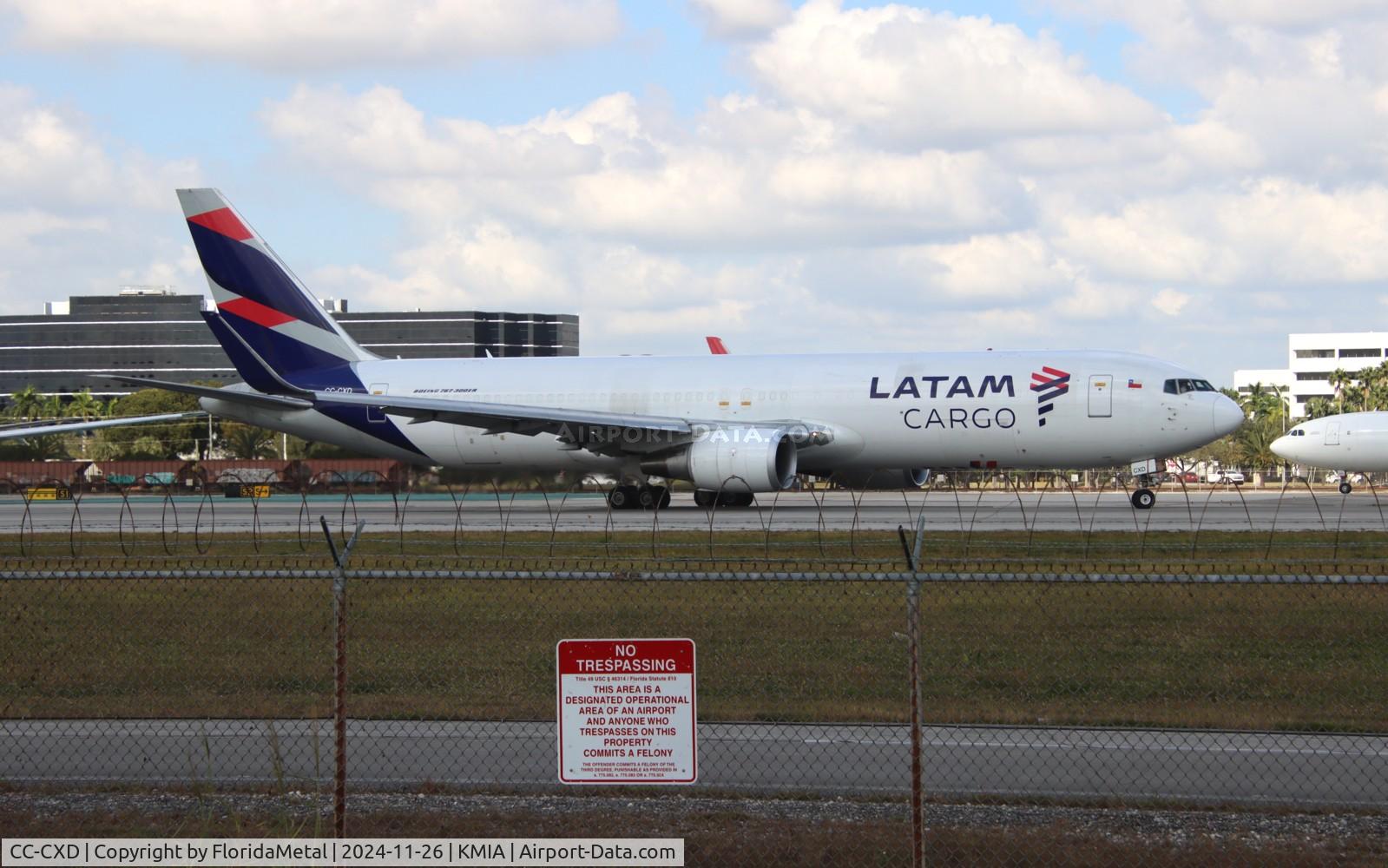 Aircraft CC-CXD, 2008 Boeing 767-316/ER, c/n 35697 l/n 967, LATAM Cargo 767-300F zx MIA-SDQ, at KMIA, photo by FloridaMetal
