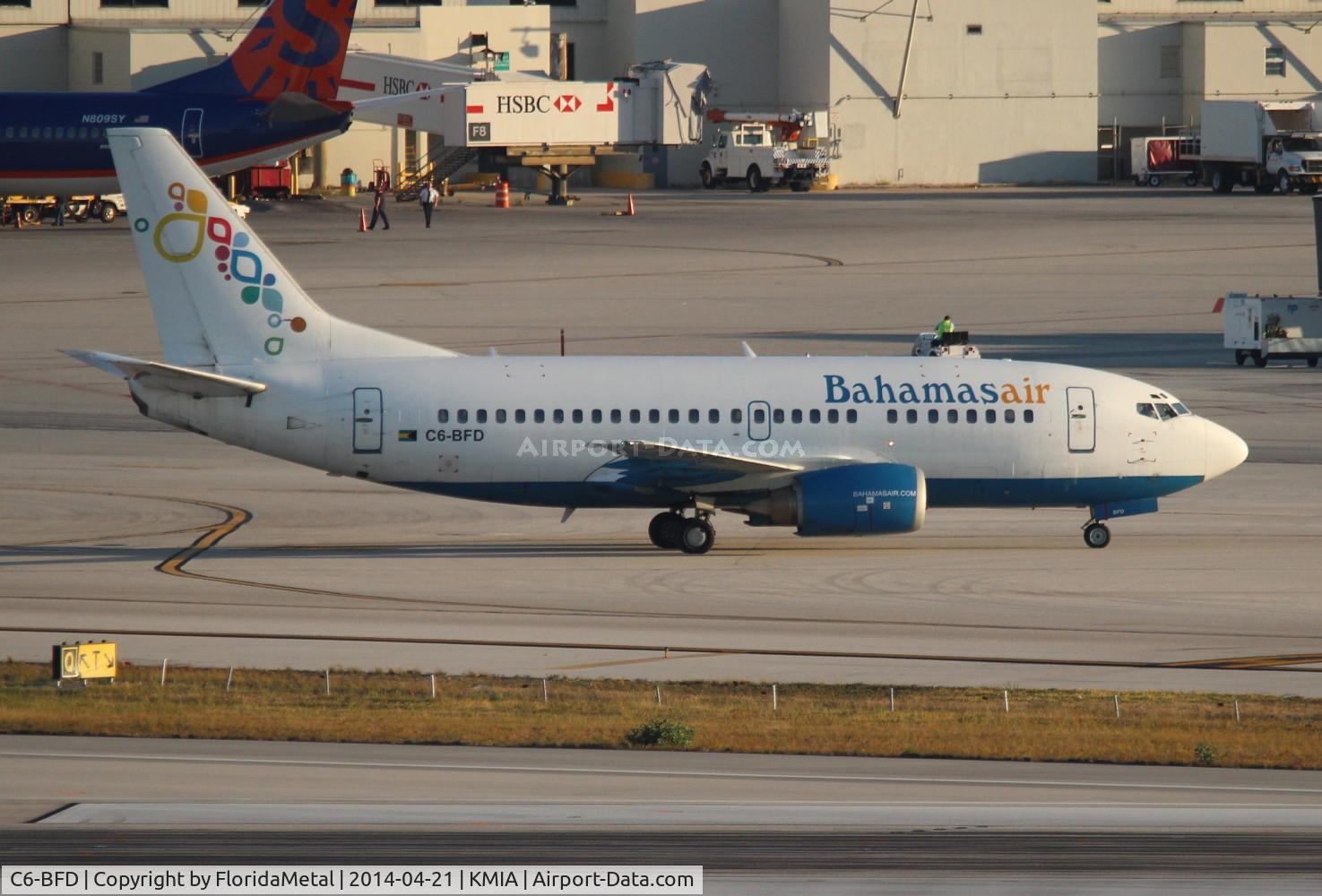 Aircraft C6-BFD, 1993 Boeing 737-5H6, c/n 26448, BHS 735 zx, at KMIA, photo by FloridaMetal