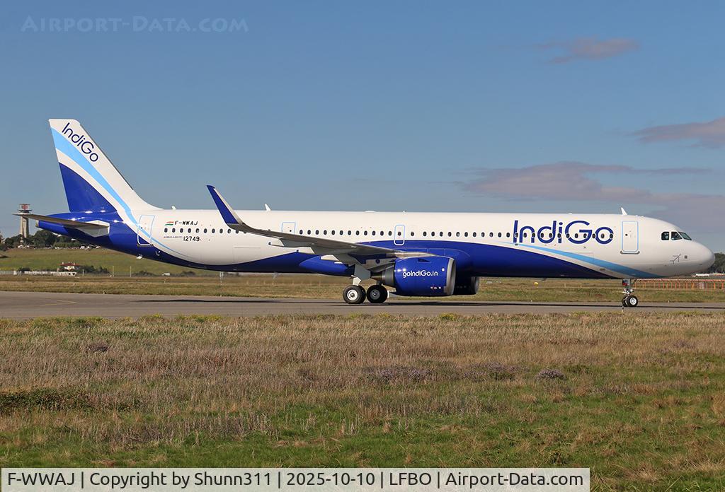 Aircraft F-WWAJ, 2025 Airbus A321-252NX, c/n 12749, C/n 12749 - To be VT-NHI, at LFBO, photo by Shunn311