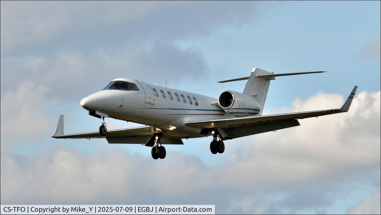 Aircraft CS-TFO, 2008 Learjet 40, c/n 45-2094, Learjet 40 arriving at Gloucestershire Airport, at EGBJ, photo by Mike_Y