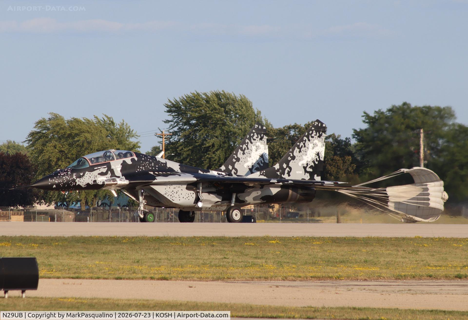 Aircraft N29UB, 1989 Mikoyan-Gurevich MiG-29UB, c/n 50903014896, MiG-29UB, at KOSH, photo by MarkPasqualino