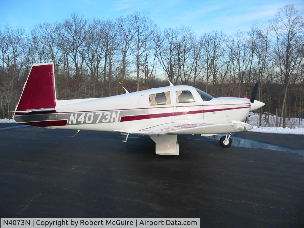 N4073N, 1968 Mooney M20C Ranger C/N 680031, In the snow