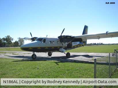 N186AL, 1968 De Havilland Canada DHC-6-200 C/N 186, Skydive Houston