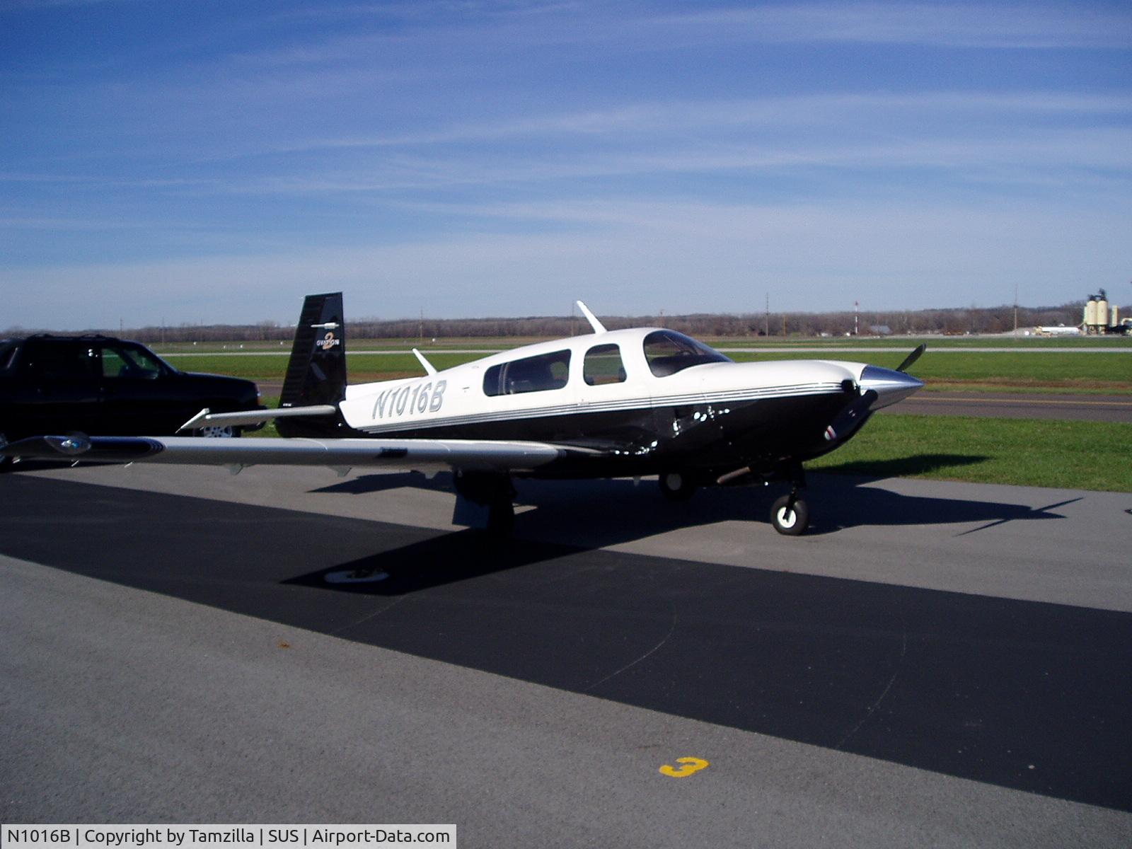 N1016B, 2000 Mooney M20R Ovation C/N 29-0251, 1016B At SUS