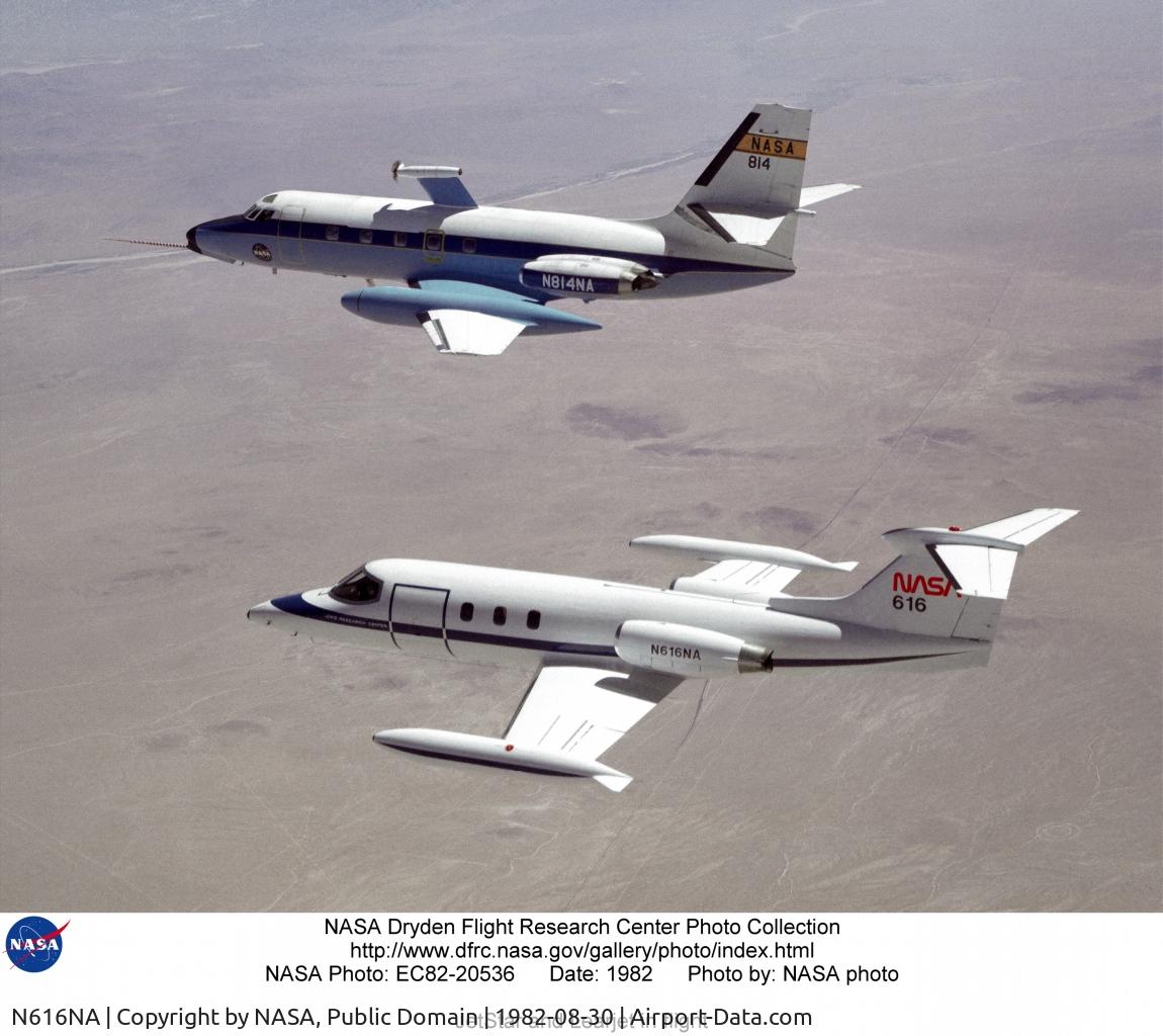 N616NA, Learjet Inc 25 C/N 035, JetStar and Learjet in flight. The JetStar, N814NA, in picture has been de-registered.