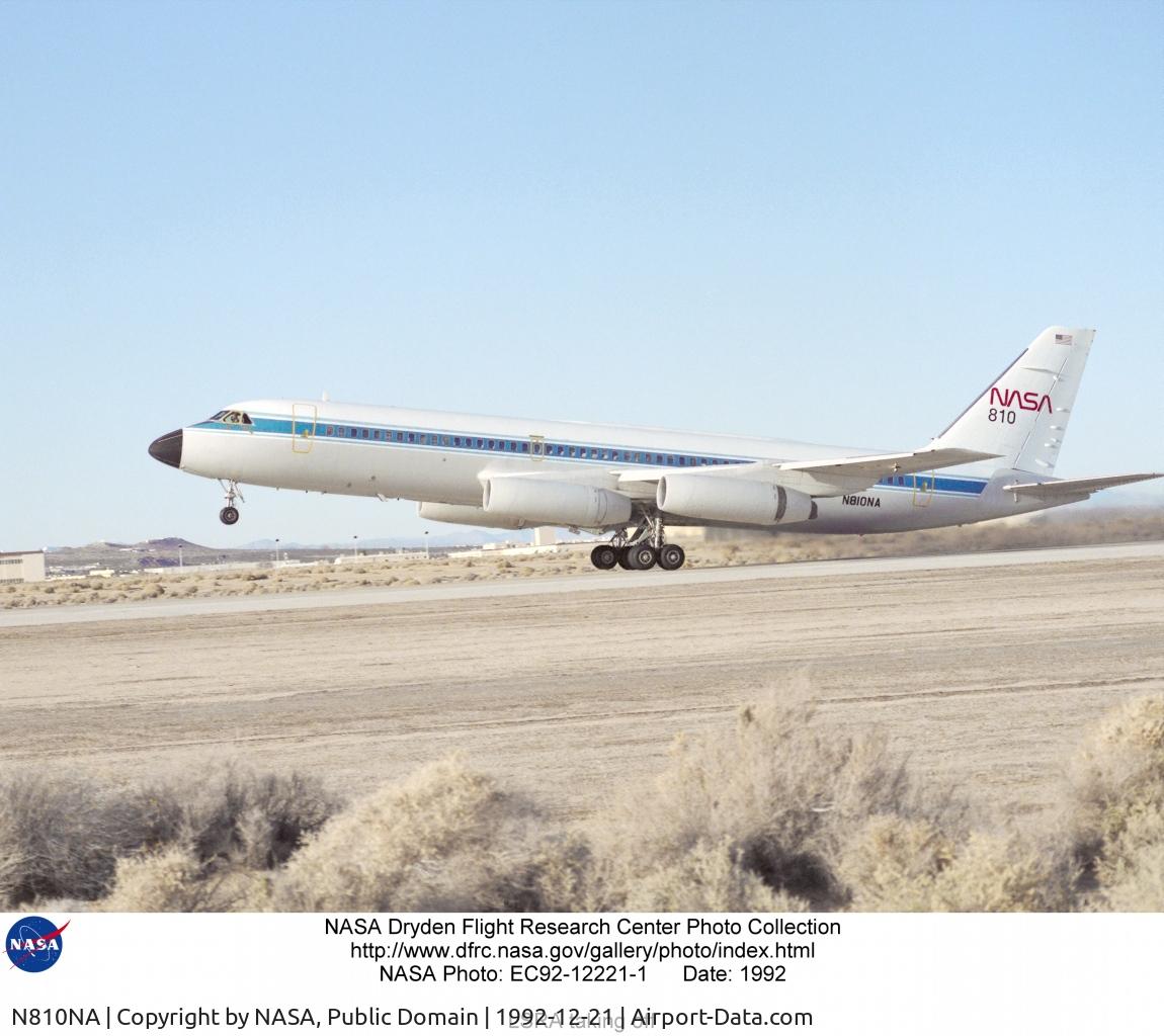 N810NA, 1962 Convair CV-990-30A-5 Coronado C/N 30-10-29, LSRA taking off